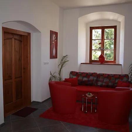 Guest house U Sv. Jana - Kraselovsky Dvur 3*