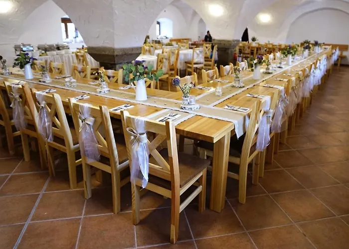 Kraselovsky Dvur 3*